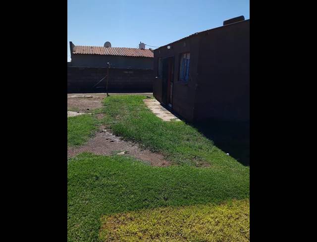 2 BEDROOM HOUSE FOR SALE IN PALM RIDGE